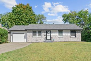 516 55th Avenue N, Brooklyn Center, MN 55430