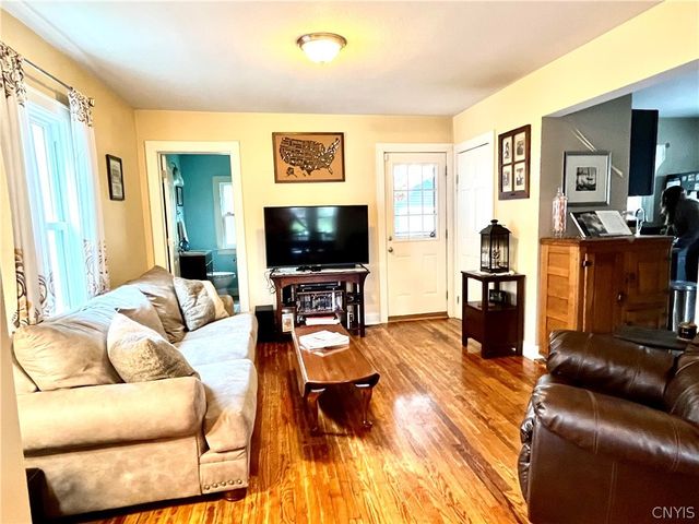 433 Collingwood, Syracuse, NY 13206
