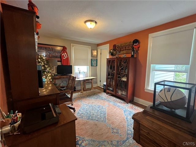 433 Collingwood, Syracuse, NY 13206