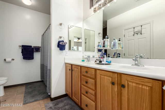 467 W Calle Moncayo, Sahuarita, AZ 85629