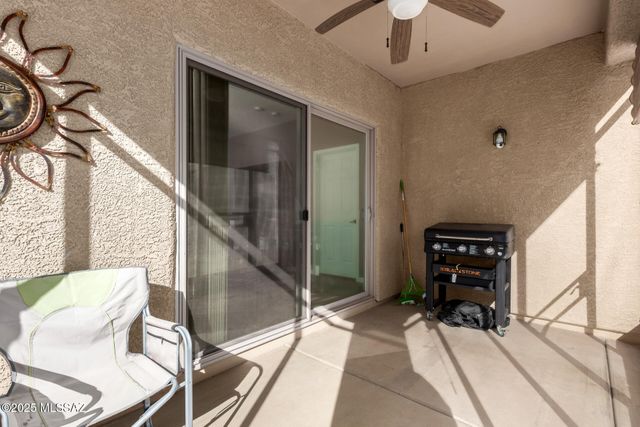 467 W Calle Moncayo, Sahuarita, AZ 85629