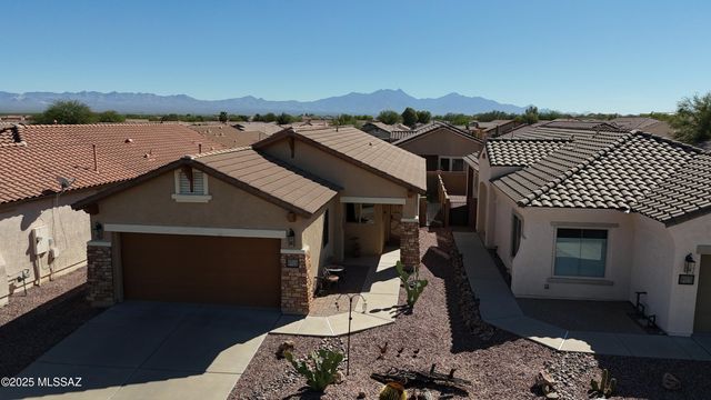 467 W Calle Moncayo, Sahuarita, AZ 85629