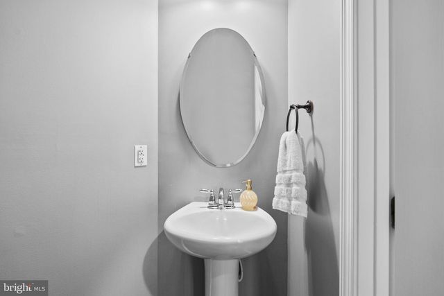 1806 ORCHARD HILL DR, Fort Washington, MD 20744