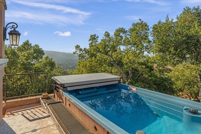 15315 Santella Court, Los Gatos, CA 95032