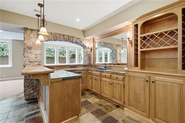 15212 Fontana Street, Overland Park, KS 66224