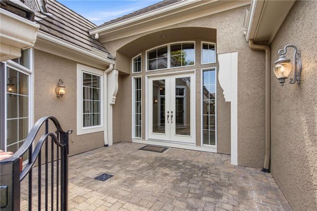 15212 Fontana Street, Overland Park, KS 66224