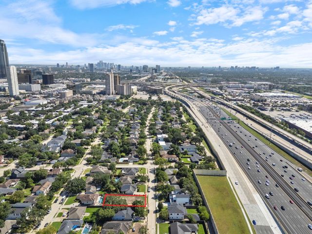 5514 Pagewood Lane, Houston, TX 77056