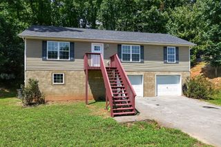 788 Catherine Crisp Way, Kodak, TN 37764