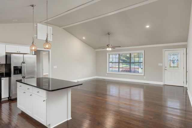 450 Ash Drive NW, Cleveland, TN 37312