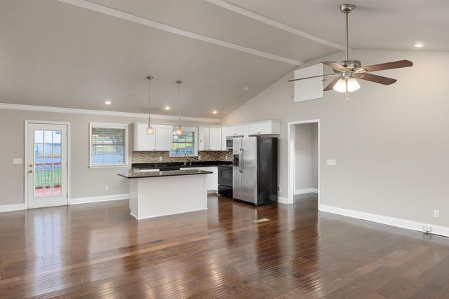 450 Ash Drive NW, Cleveland, TN 37312