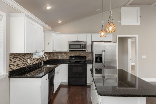 450 Ash Drive NW, Cleveland, TN 37312