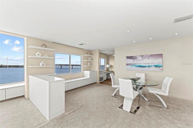 350 GOLDEN GATE POINT 61, Sarasota, FL 34236