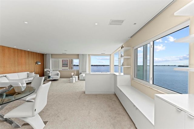 350 GOLDEN GATE POINT 61, Sarasota, FL 34236