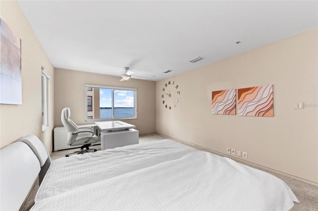 350 GOLDEN GATE POINT 61, Sarasota, FL 34236
