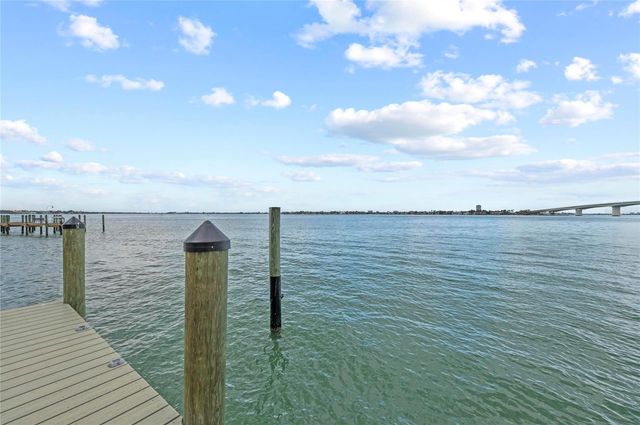 350 GOLDEN GATE POINT 61, Sarasota, FL 34236
