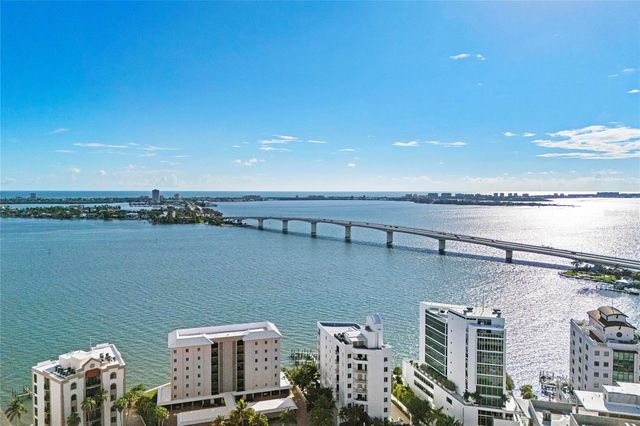 350 GOLDEN GATE POINT 61, Sarasota, FL 34236