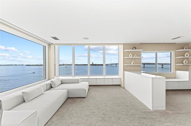 350 GOLDEN GATE POINT 61, Sarasota, FL 34236