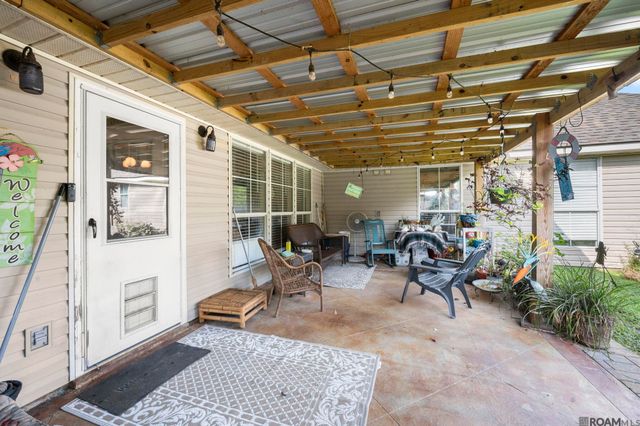 12819 Bonnie Bleu Dr, Denham Springs, LA 70726