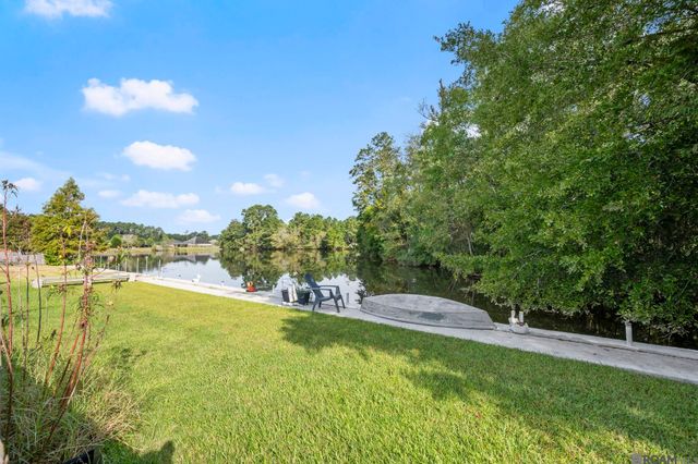 12819 Bonnie Bleu Dr, Denham Springs, LA 70726