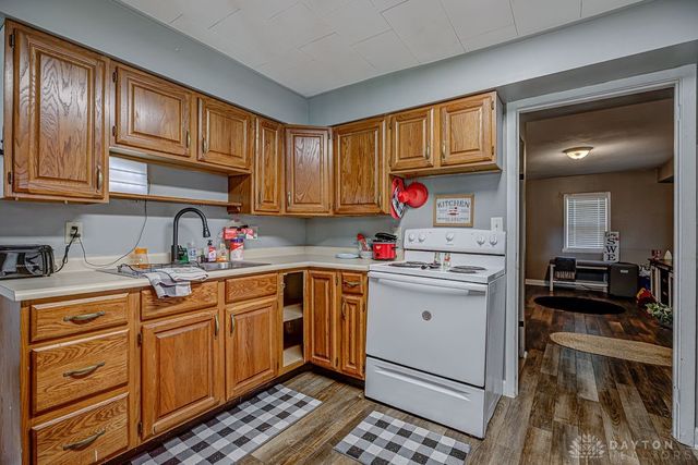 115 N Clayton Road, New Lebanon, OH 45345