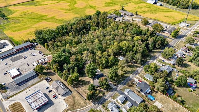 115 N Clayton Road, New Lebanon, OH 45345