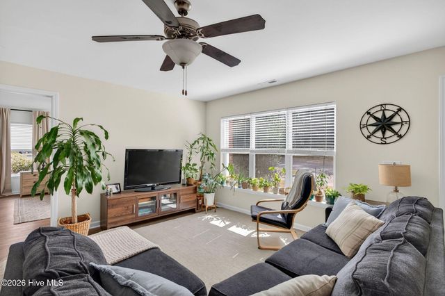 4425 Jay Bird Circle Unit 107, Wilmington, NC 28412