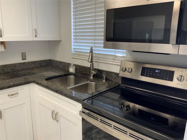 4216 HERON WAY B- 310, Bradenton, FL 34205