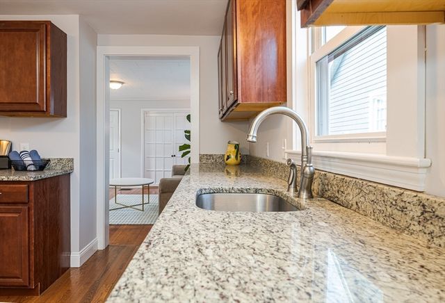 7 Park St, Melrose, MA 02176