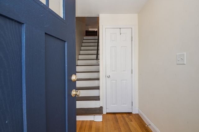 7 Park St, Melrose, MA 02176