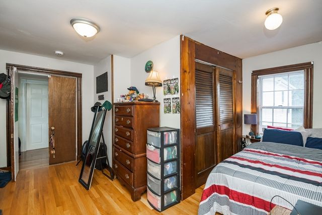 7 Park St, Melrose, MA 02176
