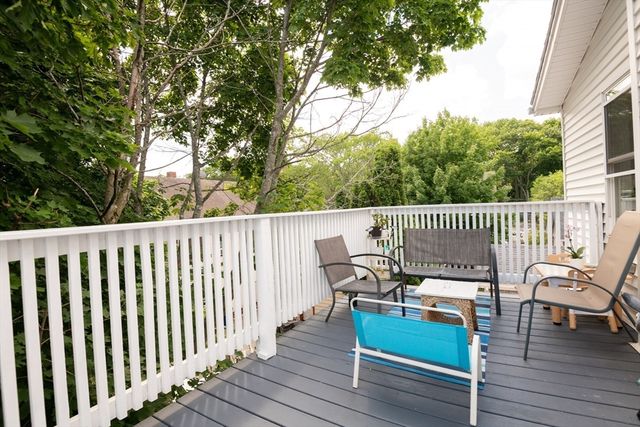 7 Park St, Melrose, MA 02176
