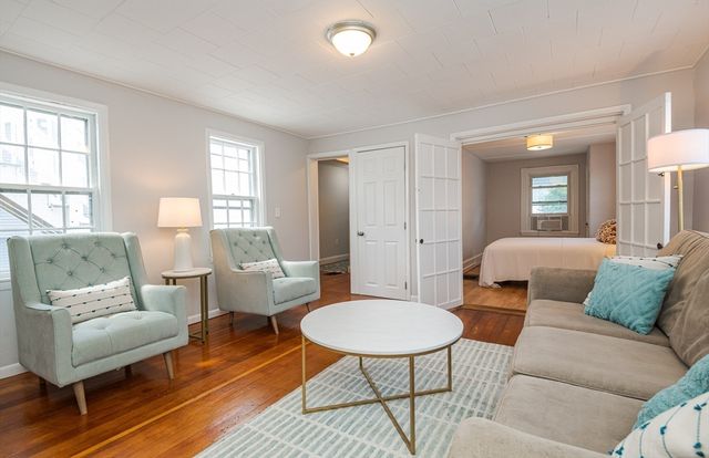 7 Park St, Melrose, MA 02176