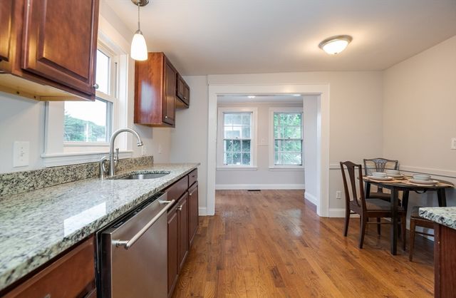 7 Park St, Melrose, MA 02176
