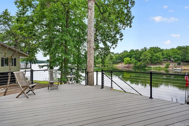 7 Llana Lane, Hot Springs Village, AR 71909