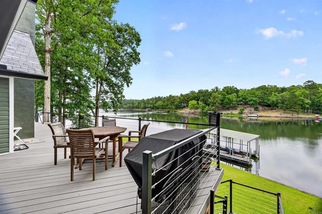 7 Llana Lane, Hot Springs Village, AR 71909