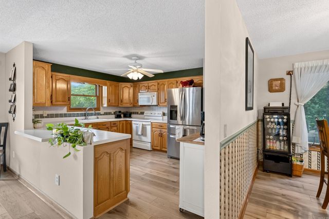 7 Llana Lane, Hot Springs Village, AR 71909