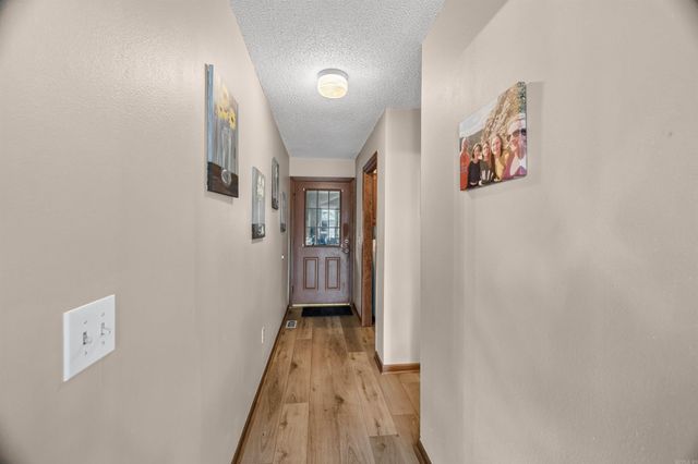 7 Llana Lane, Hot Springs Village, AR 71909