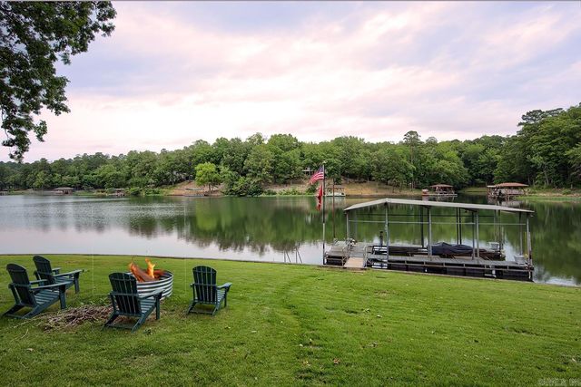 7 Llana Lane, Hot Springs Village, AR 71909
