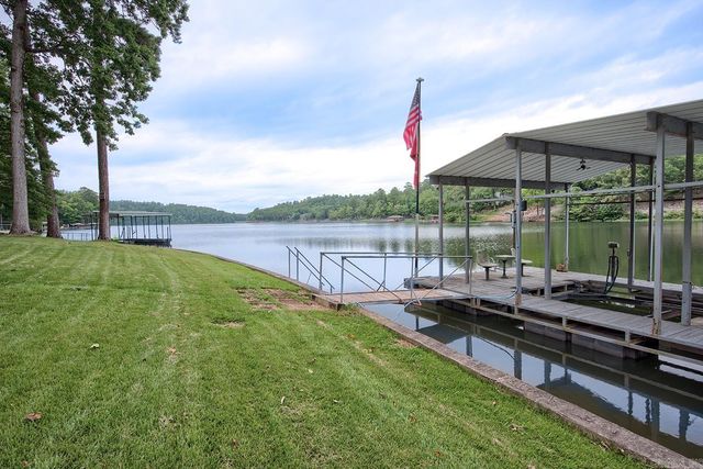 7 Llana Lane, Hot Springs Village, AR 71909