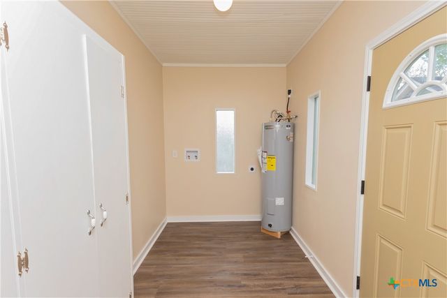 1903 E North Street, Victoria, TX 77901