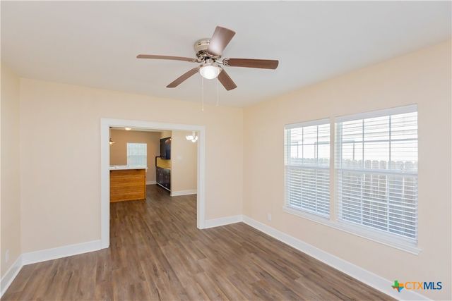 1903 E North Street, Victoria, TX 77901