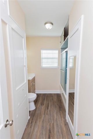 1903 E North Street, Victoria, TX 77901