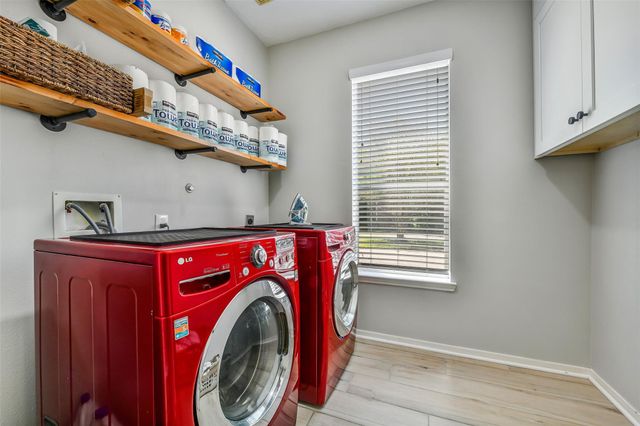 2864 Everett Drive, Friendswood, TX 77546