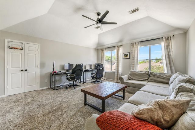 2864 Everett Drive, Friendswood, TX 77546