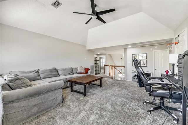 2864 Everett Drive, Friendswood, TX 77546