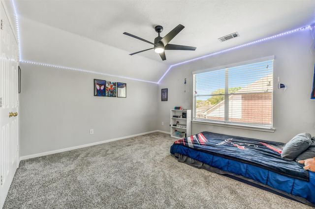 2864 Everett Drive, Friendswood, TX 77546