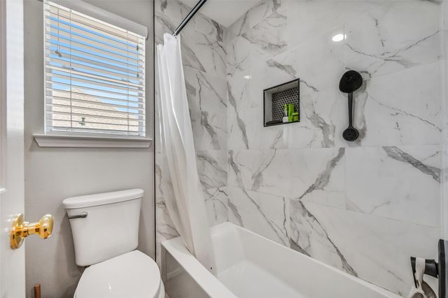 2864 Everett Drive, Friendswood, TX 77546