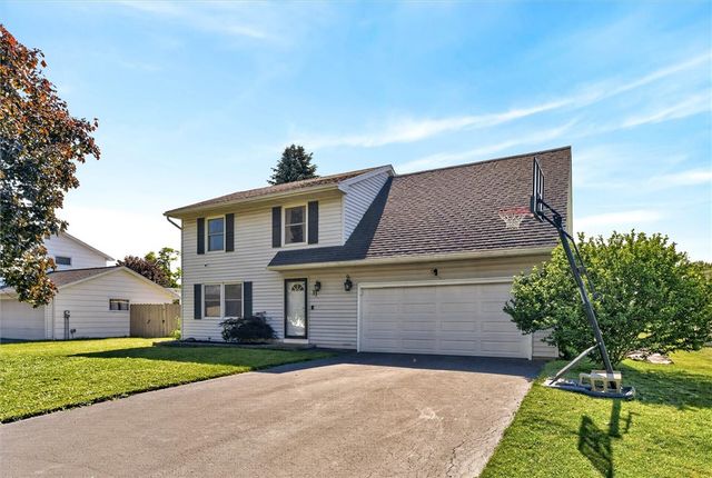 33 Loyalist Avenue, Chili, NY 14624