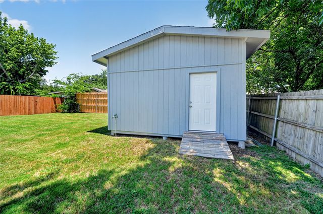 5917 Maple Lane, Rowlett, TX 75089