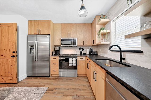 5917 Maple Lane, Rowlett, TX 75089